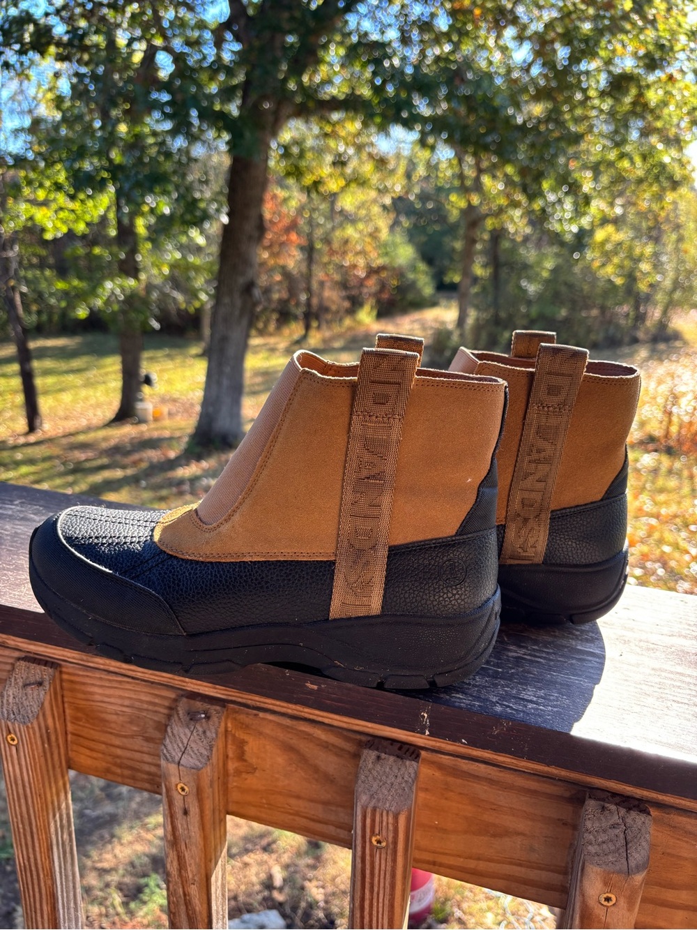 Landsβ End Womenβs 9.5 B Tan Black Duck Boots Pull On Ankle Boots Gorpcore Fall